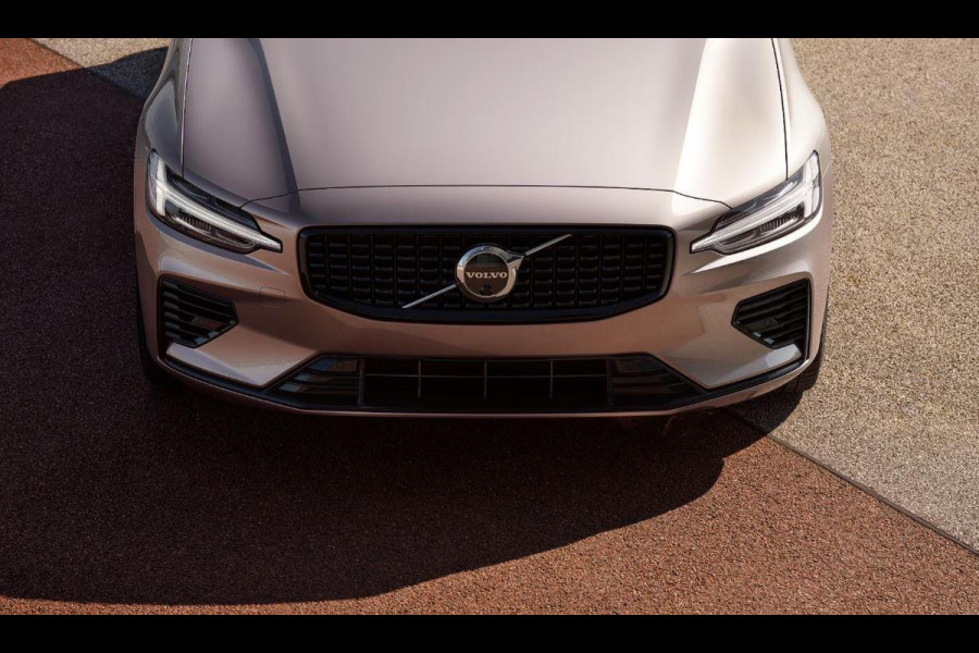 Volvo V60 T6 335PK AWD Plug-in Hybrid Plus Dark