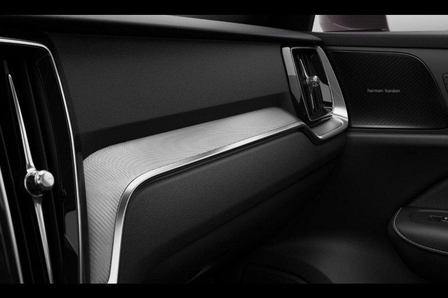 Volvo V60 T6 335PK AWD Plug-in Hybrid Plus Dark