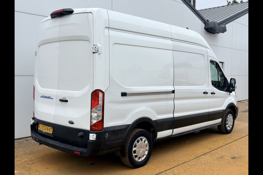 Ford E-Transit 68kWh 184PK L3H3 317km WLTP 93,8% (SOH) Snelladen Camera Cruise control Climate control Carplay Navigatie Laadkabel Parkeersensoren