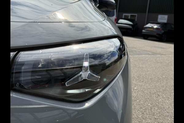 Mercedes-Benz CLA-Klasse 250+ Launch Edition 85.5 kWh AMG| NIEUW MODEL| 11.000KM!| ELEKTRISCHE STOELEN| CAMERA| DODE HOEK| FABRIEKSGARANTIE MERCEDES| ORIGINEEL NEDERLANDS NAP| ALPINE GRIJS| 19 INCH VELGEN|