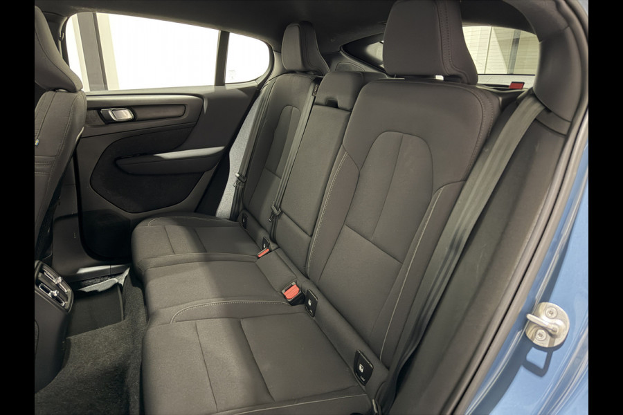 Volvo C40 Recharge Plus 69 kWh | Adaptief Cruise Control | Keyless | Voorstoelen verwarmd