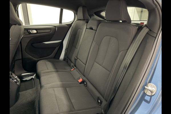 Volvo C40 Recharge Plus 69 kWh | Adaptief Cruise Control | Keyless | Voorstoelen verwarmd