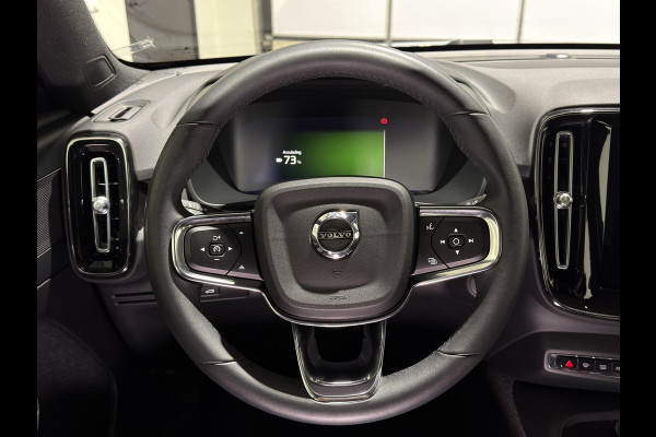 Volvo C40 Recharge Plus 69 kWh | Adaptief Cruise Control | Keyless | Voorstoelen verwarmd