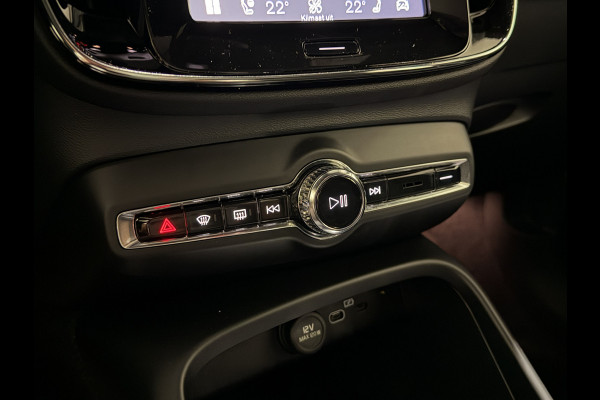 Volvo C40 Recharge Plus 69 kWh | Adaptief Cruise Control | Keyless | Voorstoelen verwarmd