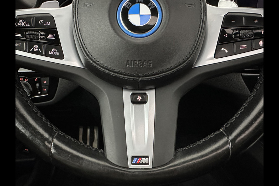 BMW 5 Serie Touring 530e xDrive Business Edition Plus M-Sportpack (Plug-in) {SoH-96%} (INCL.BTW) *PANO | HEAD-UP | LEATHER | FULL-LED | MEMORY-PACK | HARMAN/KARDON | BLINDSPOT | DIGI-COCKPIT | CAMERA | NAVI-FULLMAP | PRIVACY-GLASS | SHIFTPADDLES | ECC | PDC | 18''ALU
