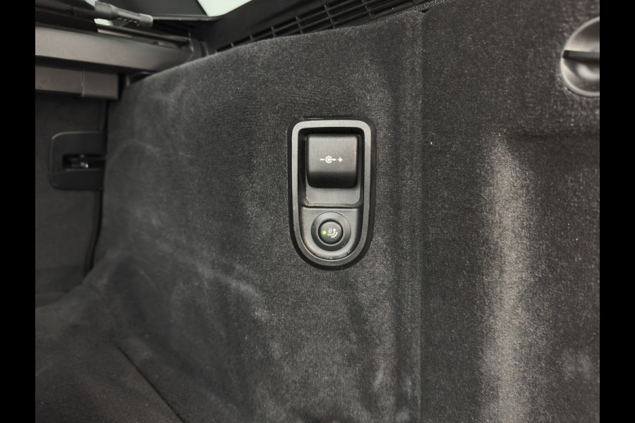 BMW 5 Serie Touring 530e xDrive Business Edition Plus M-Sportpack (Plug-in) {SoH-96%} (INCL.BTW) *PANO | HEAD-UP | LEATHER | FULL-LED | MEMORY-PACK | HARMAN/KARDON | BLINDSPOT | DIGI-COCKPIT | CAMERA | NAVI-FULLMAP | PRIVACY-GLASS | SHIFTPADDLES | ECC | PDC | 18''ALU