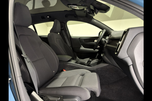 Volvo C40 Recharge Plus 69 kWh | Adaptief Cruise Control | Keyless | Voorstoelen verwarmd