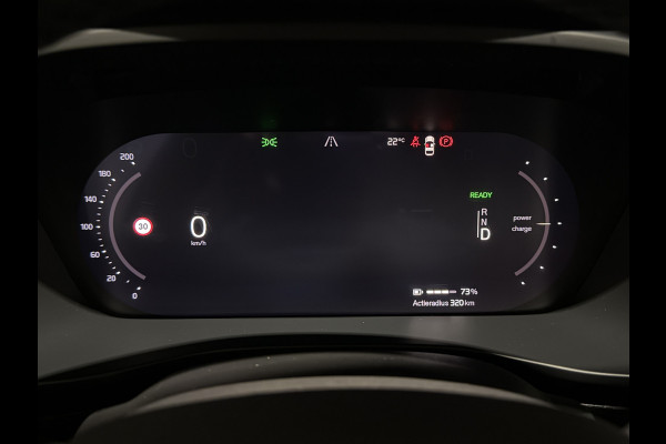 Volvo C40 Recharge Plus 69 kWh | Adaptief Cruise Control | Keyless | Voorstoelen verwarmd