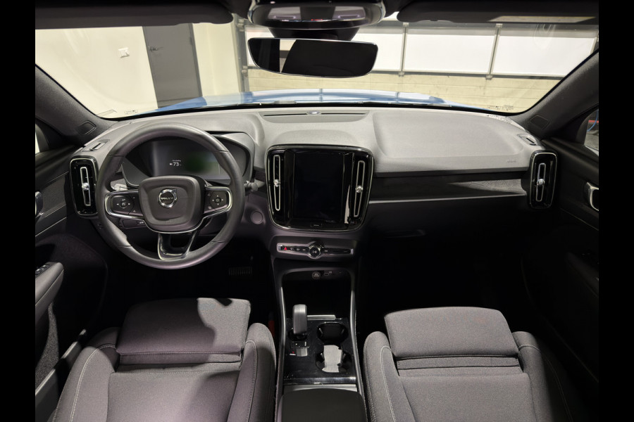 Volvo C40 Recharge Plus 69 kWh | Adaptief Cruise Control | Keyless | Voorstoelen verwarmd