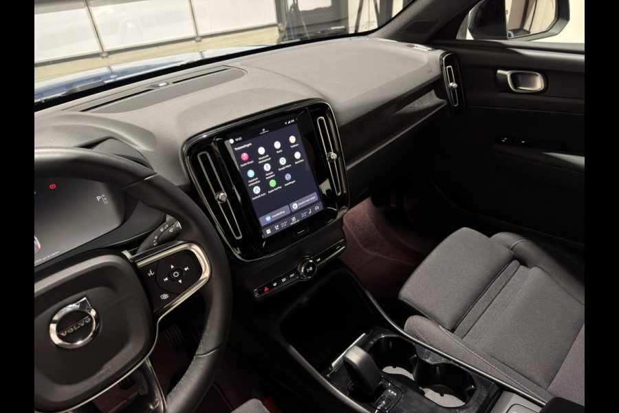 Volvo C40 Recharge Plus 69 kWh | Adaptief Cruise Control | Keyless | Voorstoelen verwarmd