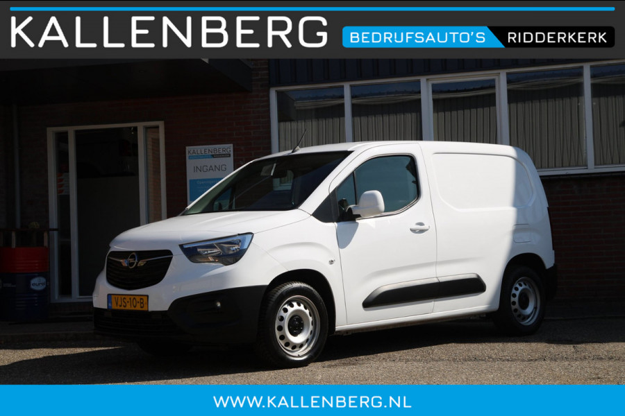 Opel Combo 1.5D L1H1 Edition 131PK / Automaat / Camera / Multi stuur / App connect