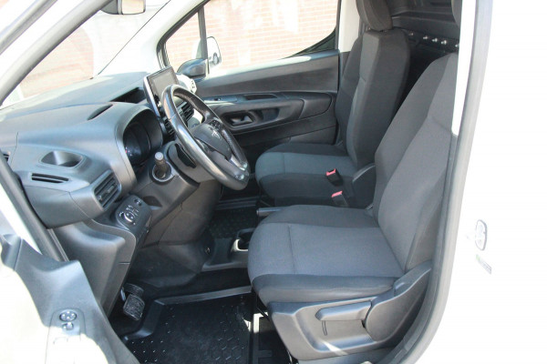 Opel Combo 1.5D L1H1 Edition 131PK / Automaat / Camera / Multi stuur / App connect