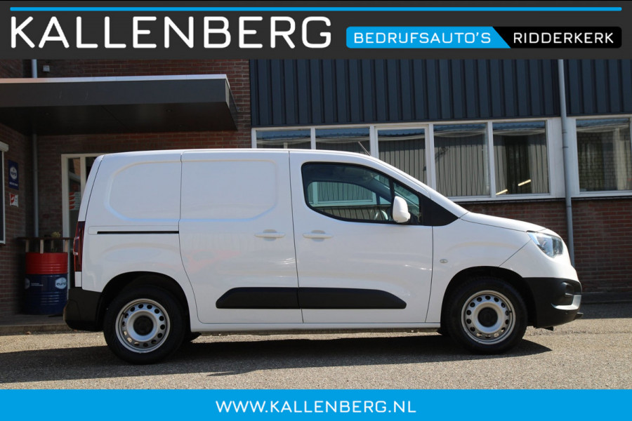 Opel Combo 1.5D L1H1 Edition 131PK / Automaat / Camera / Multi stuur / App connect