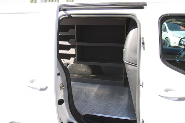Opel Combo 1.5D L1H1 Edition 131PK / Automaat / Camera / Multi stuur / App connect