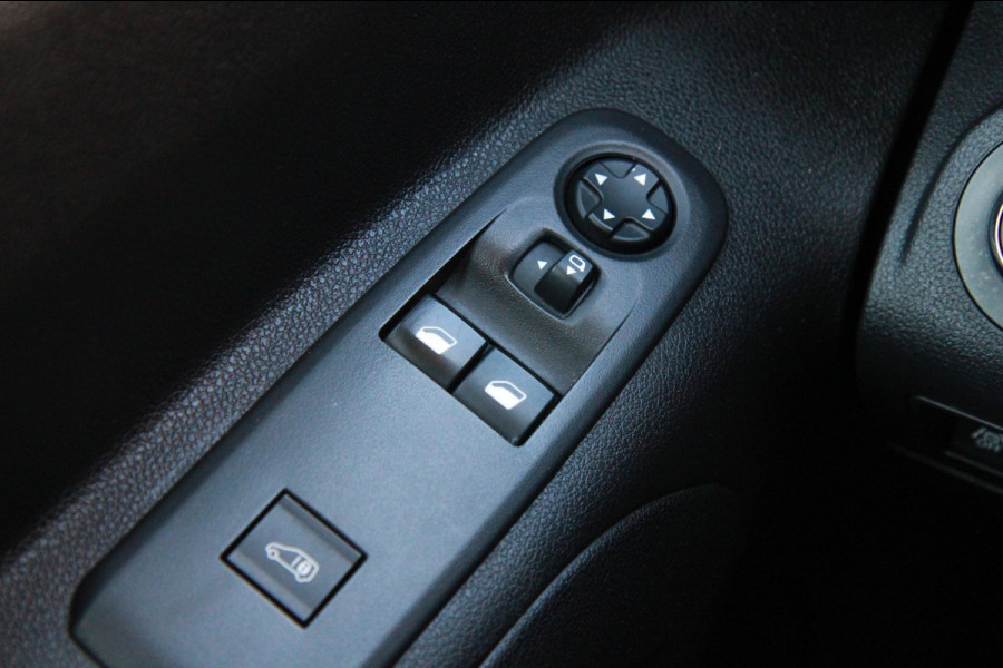 Opel Combo 1.5D L1H1 Edition 131PK / Automaat / Camera / Multi stuur / App connect