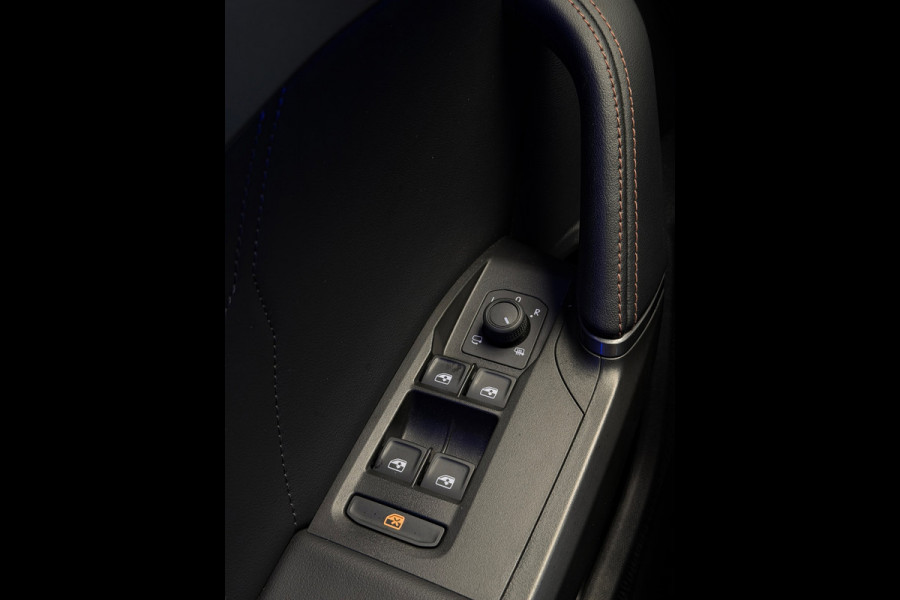 CUPRA Leon Sportstourer 1.4 e-Hybrid VZ CarPlay 245pk