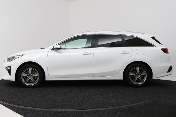 Kia Ceed Sportswagon 1.0 T-GDi DynamicPlusLine (STOEL/STUUR VERWARMING, NAVIGATIE, CAMERA, PARKEERSENSOREN)