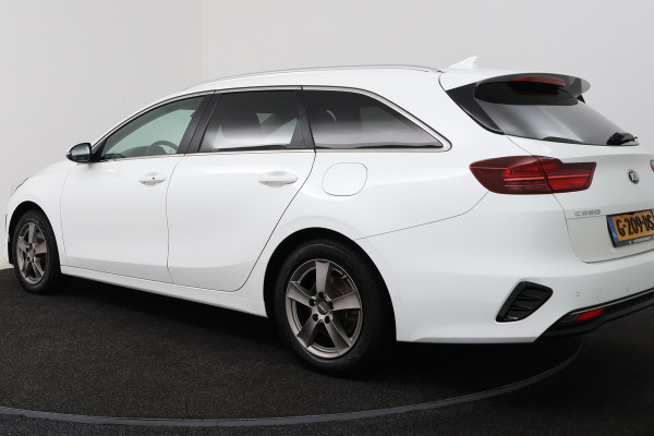 Kia Ceed Sportswagon 1.0 T-GDi DynamicPlusLine (STOEL/STUUR VERWARMING, NAVIGATIE, CAMERA, PARKEERSENSOREN)