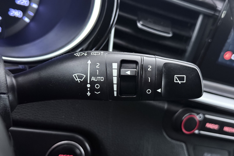 Kia Ceed Sportswagon 1.0 T-GDi DynamicPlusLine (STOEL/STUUR VERWARMING, NAVIGATIE, CAMERA, PARKEERSENSOREN)