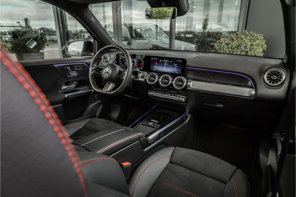 Mercedes-Benz Glb 180 Business Solution AMG 7p. - Panorama | Memory | Carbon | Alcatanra | Stoelverwarming