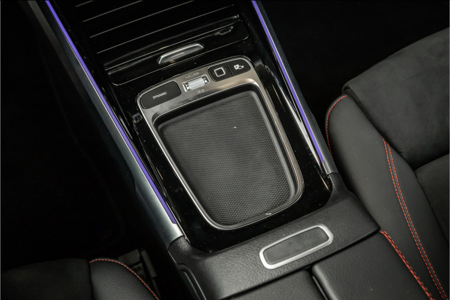 Mercedes-Benz Glb 180 Business Solution AMG 7p. - Panorama | Memory | Carbon | Alcatanra | Stoelverwarming