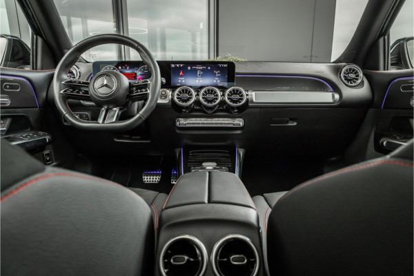 Mercedes-Benz Glb 180 Business Solution AMG 7p. - Panorama | Memory | Carbon | Alcatanra | Stoelverwarming