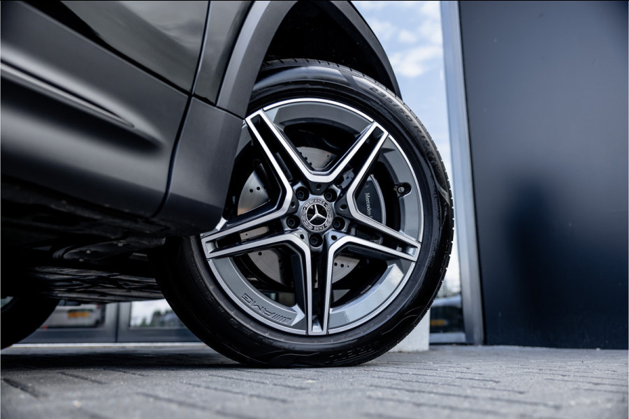 Mercedes-Benz Glb 180 Business Solution AMG 7p. - Panorama | Memory | Carbon | Alcatanra | Stoelverwarming