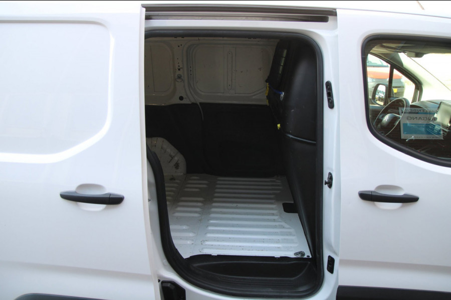 Citroën Berlingo 1.6 BlueHDI Club / App connect / Cruise / Trekhaak / 3 zits