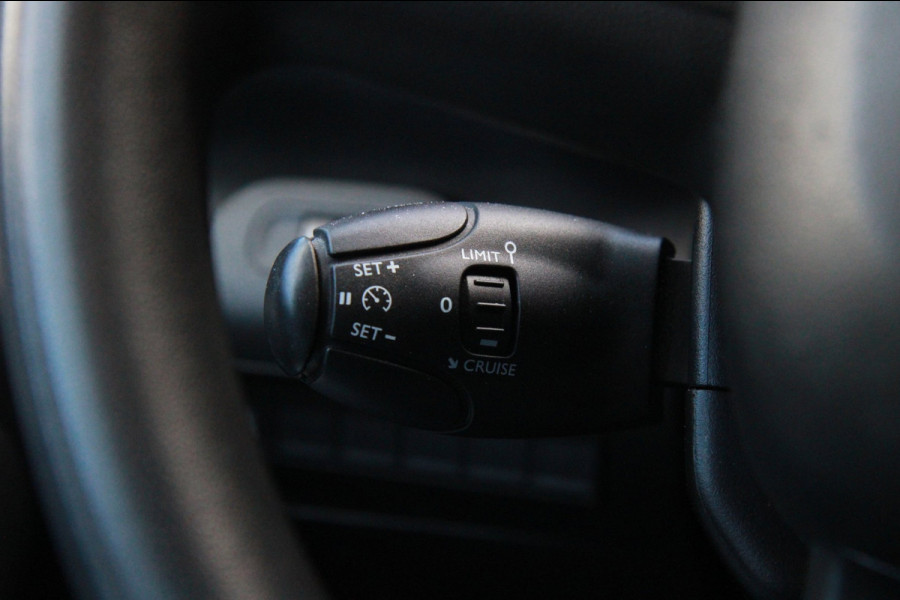 Citroën Berlingo 1.6 BlueHDI Club / App connect / Cruise / Trekhaak / 3 zits