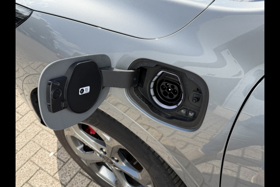 Ford Kuga Plug-In Hybrid ST-Line X TREKHAAK! PANODAK! WINTERPACK
