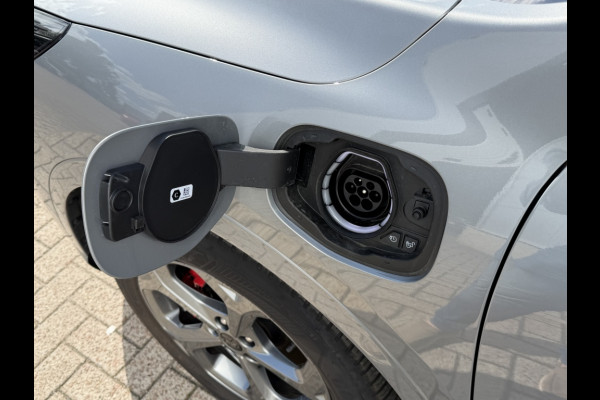 Ford Kuga Plug-In Hybrid ST-Line X TREKHAAK! PANODAK! WINTERPACK