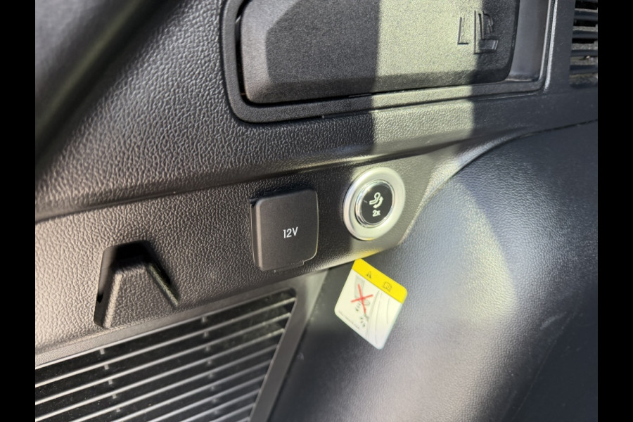 Ford Kuga Plug-In Hybrid ST-Line X TREKHAAK! PANODAK! WINTERPACK