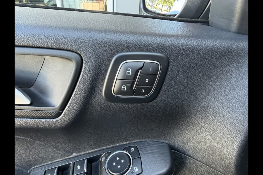 Ford Kuga Plug-In Hybrid ST-Line X TREKHAAK! PANODAK! WINTERPACK