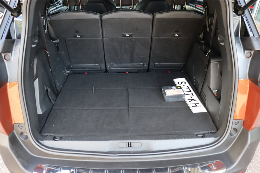 Peugeot 5008 1.2 PT 7-persoons GT Org.NL camera h.leer+el+vw+massage trekhaak Focal