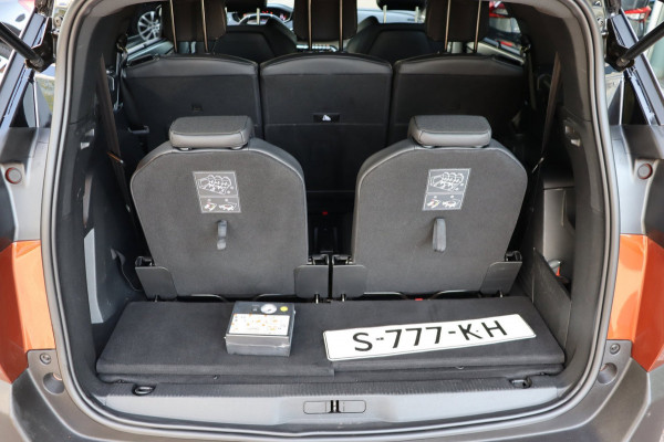 Peugeot 5008 1.2 PT 7-persoons GT Org.NL camera h.leer+el+vw+massage trekhaak Focal