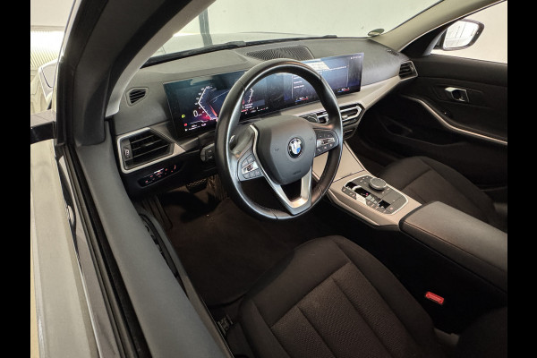 BMW 3 Serie Touring NEW 318IA 2.0 156PK AUT. NAVI/LED/PDC/CARPLAY