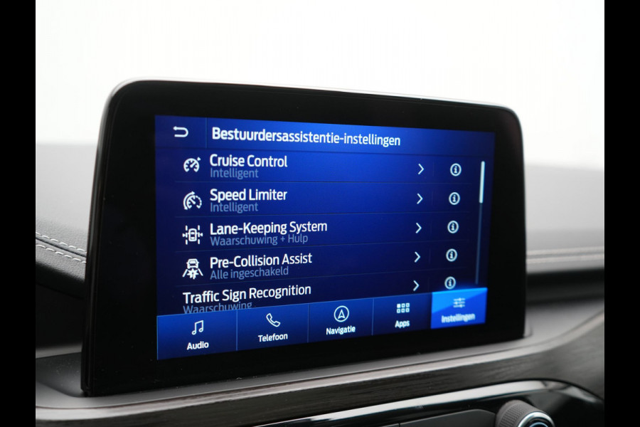 Ford Kuga 2.5 Vignale PHEV 225pk Dealer O.H | Trekhaak Afn. | Panodak | Adaptieve Cruise | 360 Camera | Bang & Olufsen | Head Up | Lederen Sportstoelen Memory & Verwarmd | Keyless | Apple Carplay | Pilot Assist | Blis | Navigatie | Virtual | DAB | 19" L.M | Plug In Hybrid |