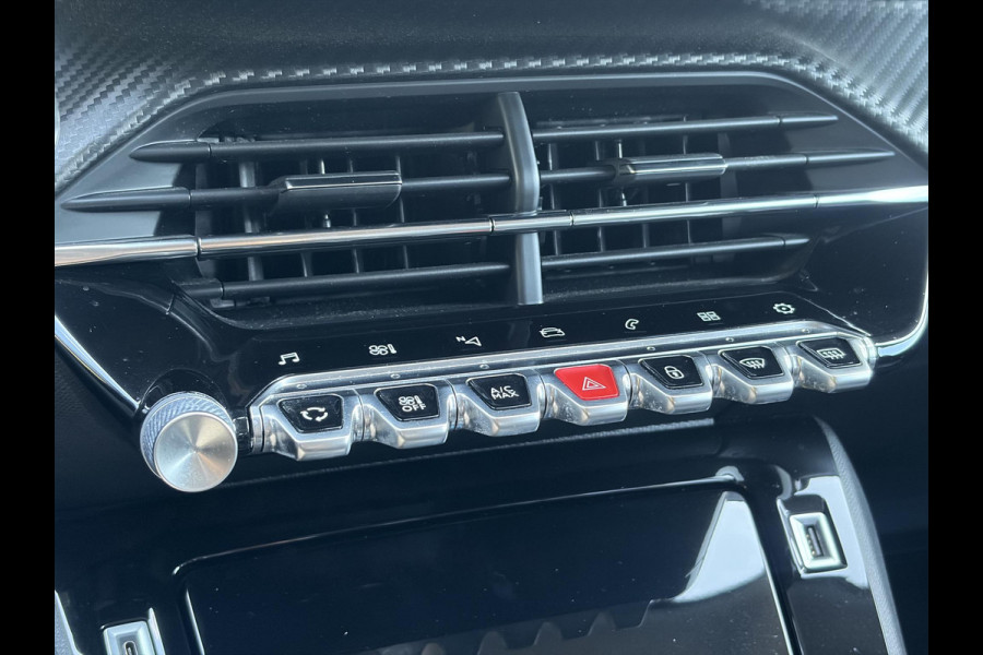 Peugeot 2008 1.2 PureTech Allure ✓Recent beurt gehad✓D-riem vv in 06-2025✓Camera°360✓Draadloze telefoonlader✓Carplay✓Keyless✓Automaat✓Trekhaak✓Halfleder✓Navi✓Clima✓Cruise✓131pk✓Lm velgen✓2e Eigenaar✓Pdc V+A✓Rijstrooksensor✓N.A.P✓Apk tot 04-2028