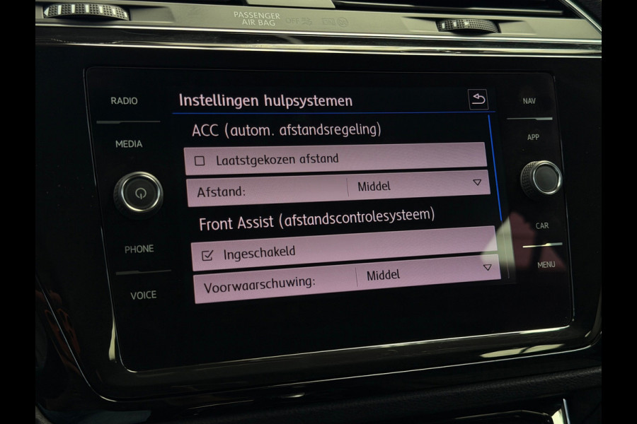 Volkswagen Touran 1.4 TSI Highline 7p CarPlay