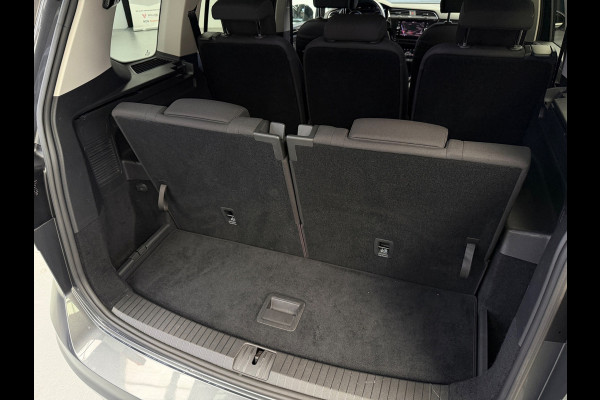 Volkswagen Touran 1.4 TSI Highline 7p CarPlay