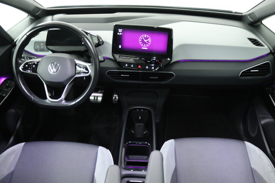 Volkswagen ID.3 First Plus 58 kWh SOH 91% (PANO, CAMERA, SFEERVERLICHTING, STOELVERWARMING, CRUISE ADAPTIEF)