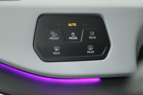 Volkswagen ID.3 First Plus 58 kWh SOH 91% (PANO, CAMERA, SFEERVERLICHTING, STOELVERWARMING, CRUISE ADAPTIEF)