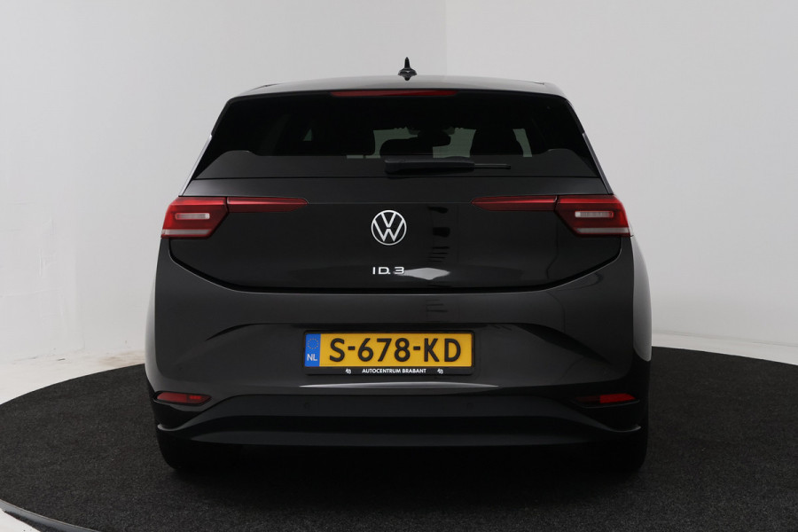 Volkswagen ID.3 First Plus 58 kWh SOH 91% (PANO, CAMERA, SFEERVERLICHTING, STOELVERWARMING, CRUISE ADAPTIEF)