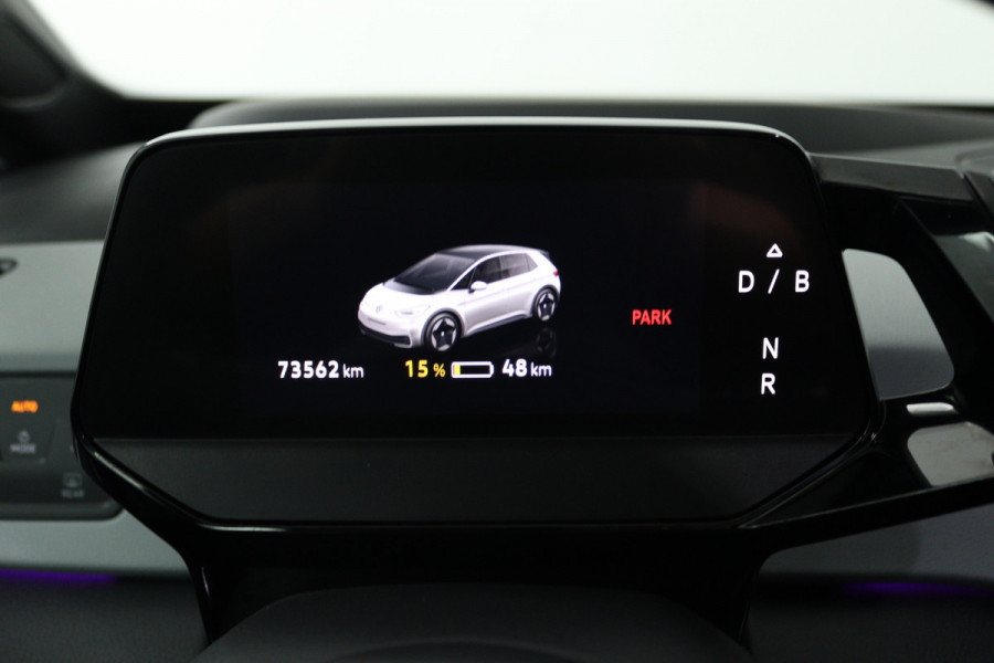 Volkswagen ID.3 First Plus 58 kWh SOH 91% (PANO, CAMERA, SFEERVERLICHTING, STOELVERWARMING, CRUISE ADAPTIEF)