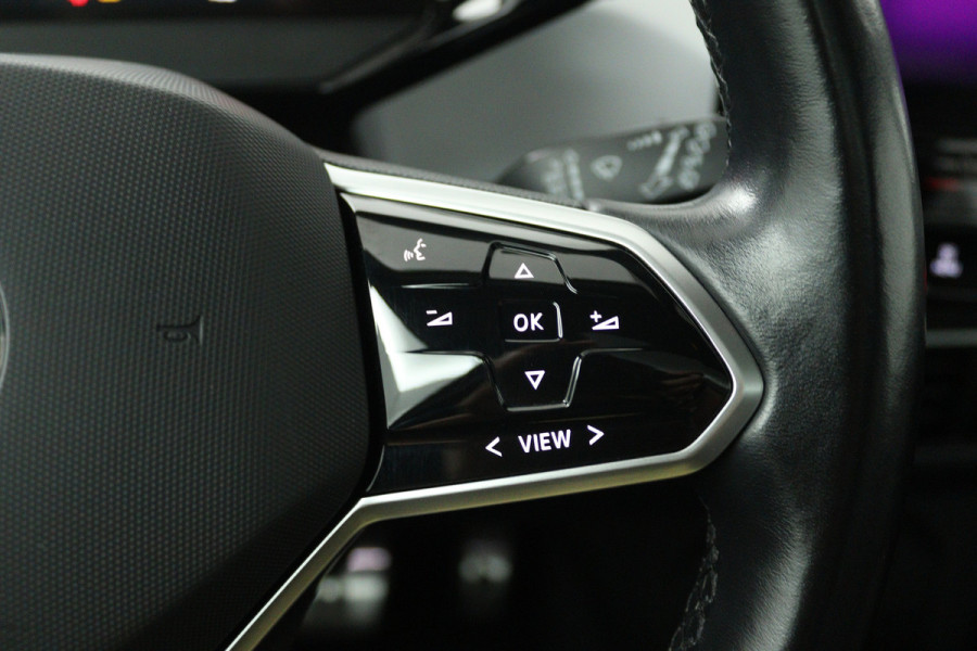 Volkswagen ID.3 First Plus 58 kWh SOH 91% (PANO, CAMERA, SFEERVERLICHTING, STOELVERWARMING, CRUISE ADAPTIEF)