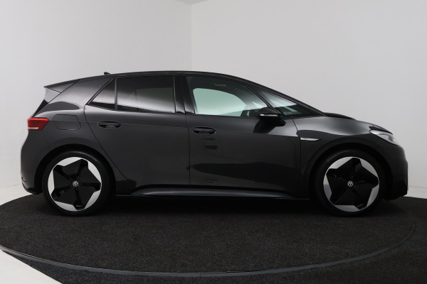 Volkswagen ID.3 First Plus 58 kWh SOH 91% (PANO, CAMERA, SFEERVERLICHTING, STOELVERWARMING, CRUISE ADAPTIEF)