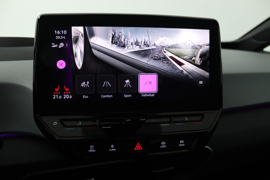 Volkswagen ID.3 First Plus 58 kWh SOH 91% (PANO, CAMERA, SFEERVERLICHTING, STOELVERWARMING, CRUISE ADAPTIEF)