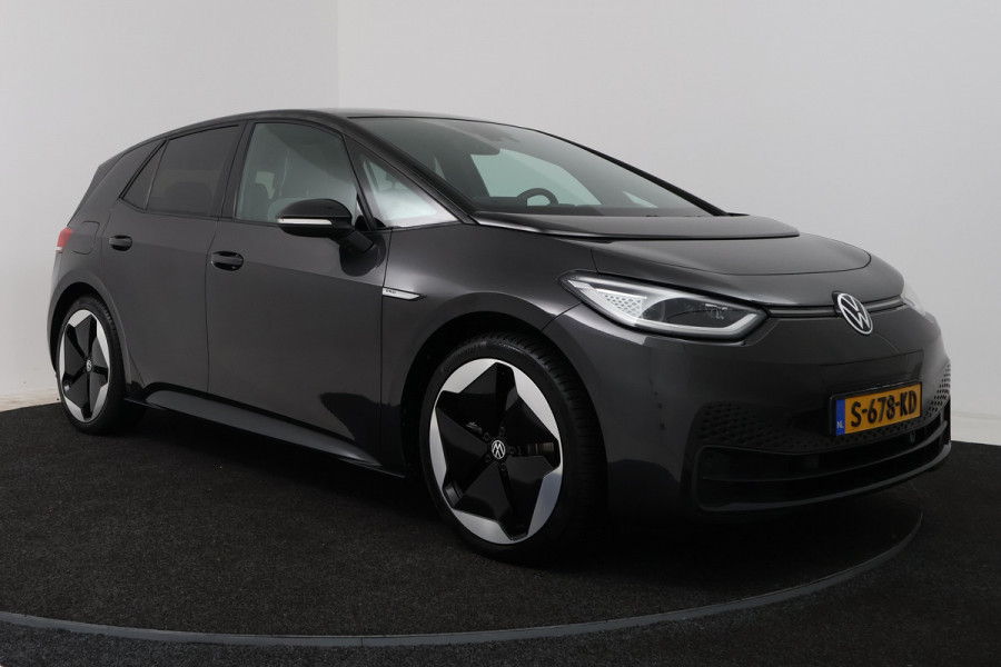 Volkswagen ID.3 First Plus 58 kWh SOH 91% (PANO, CAMERA, SFEERVERLICHTING, STOELVERWARMING, CRUISE ADAPTIEF)