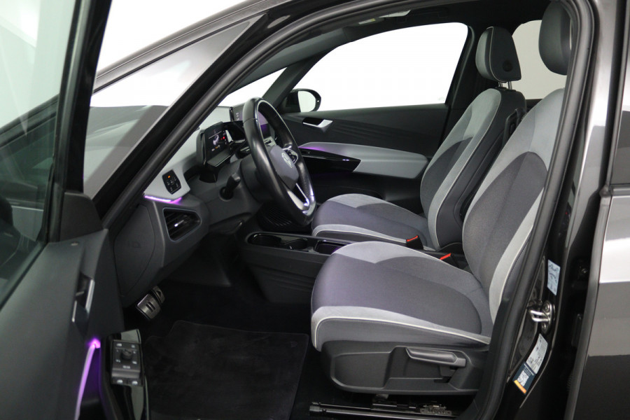 Volkswagen ID.3 First Plus 58 kWh SOH 91% (PANO, CAMERA, SFEERVERLICHTING, STOELVERWARMING, CRUISE ADAPTIEF)