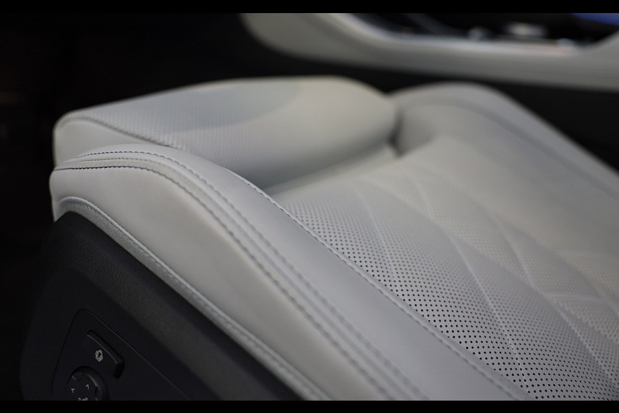 BMW X5 XDrive50e M Line / Head Up / Memory / Leder / HK / Open Pano / 360 Camera / Dode Hoek / Luchtvering / 22 Inch